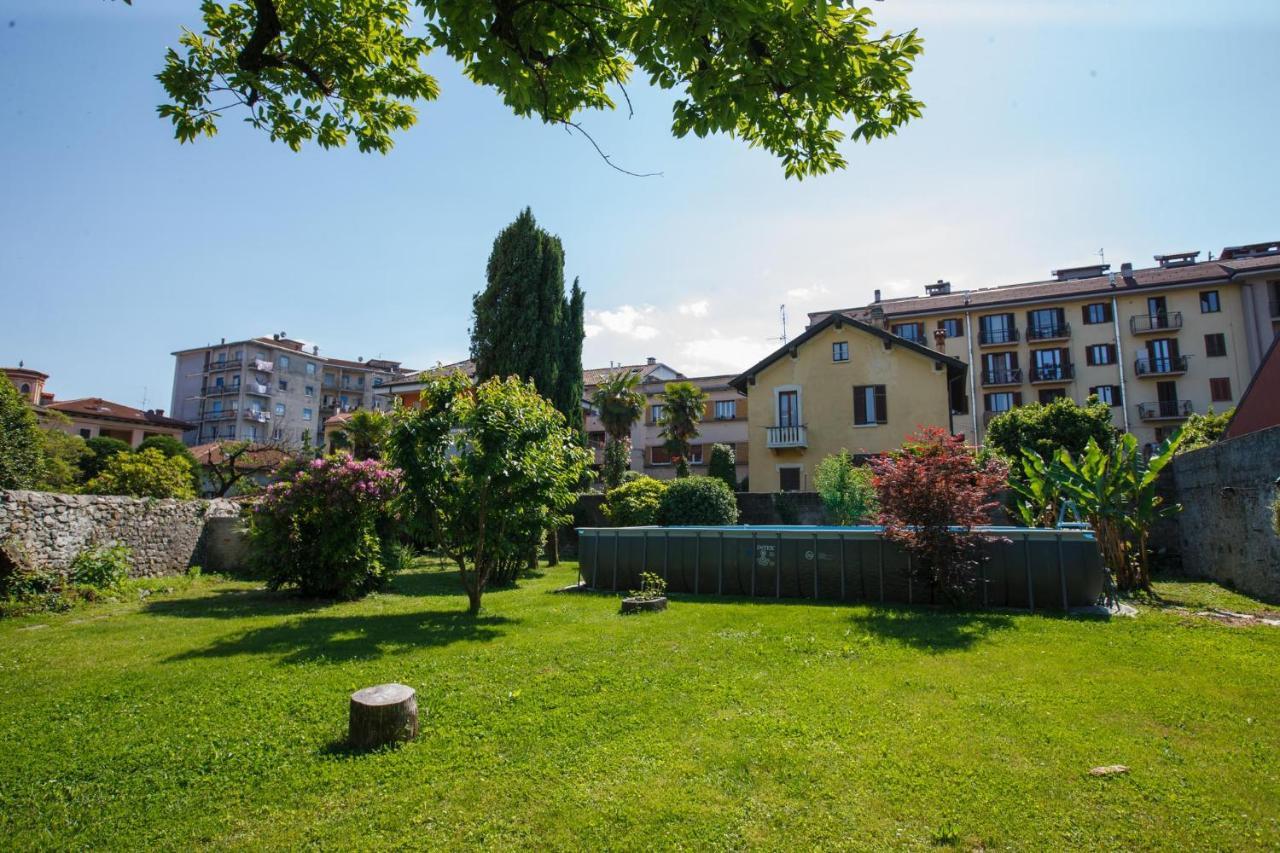 Villa Rachel Intra Bagian luar foto