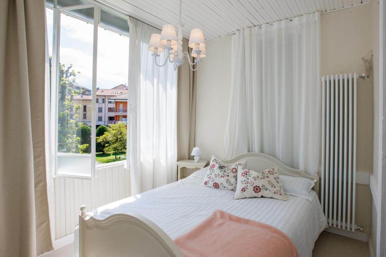 Villa Rachel Intra Bagian luar foto